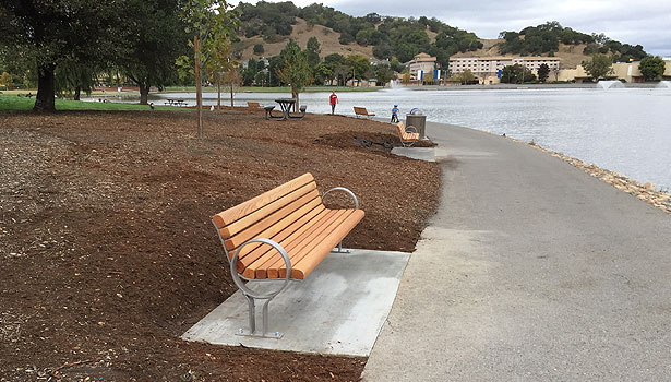 New benches installed along the lagoon path
